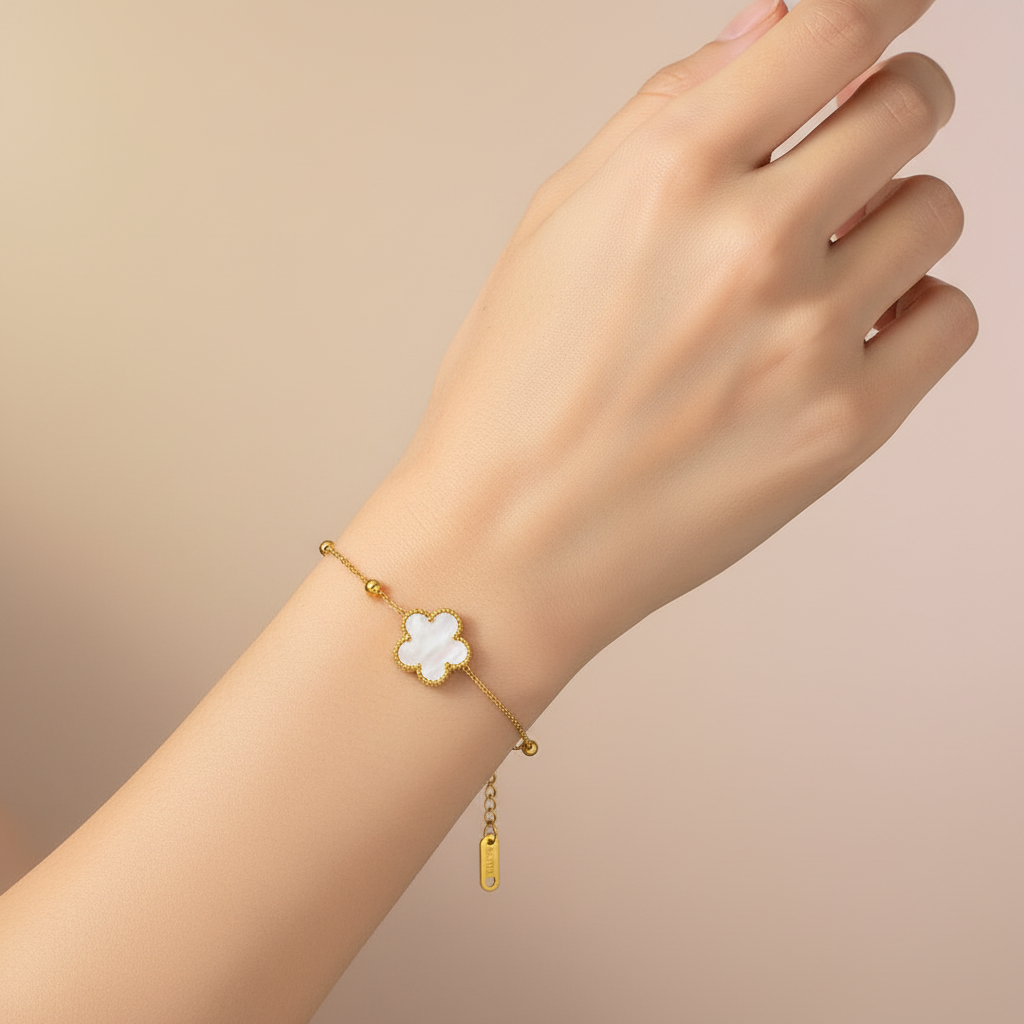 White Nacre Flower Solitaire Beaded Station Bracelet | 18K Gold Plated