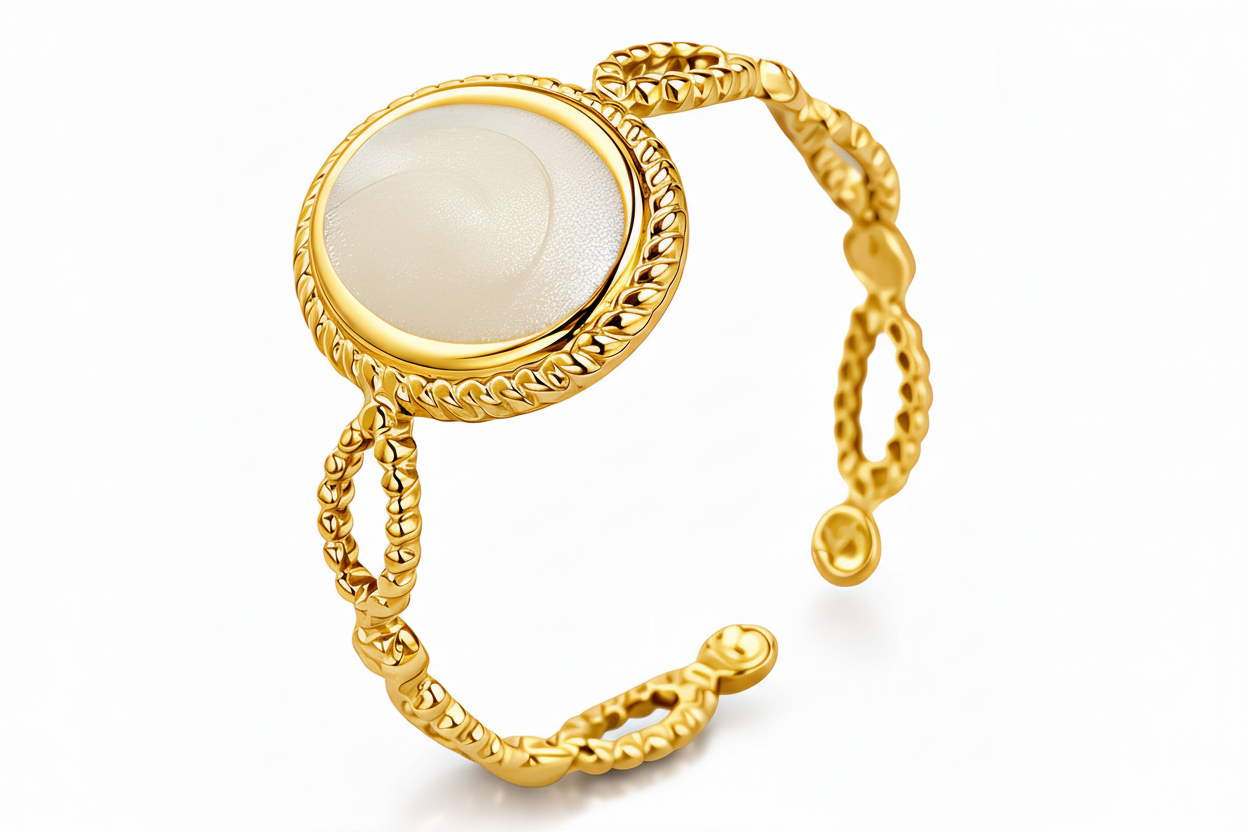 Oval Nacre Cabochon Statement Ring | 18K Gold Plated | Adjustable