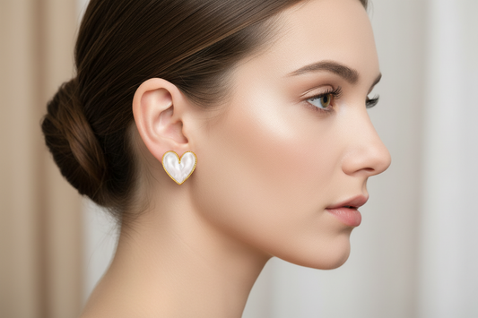 White Nacre Heart Stud Earrings | 18K Gold Plated