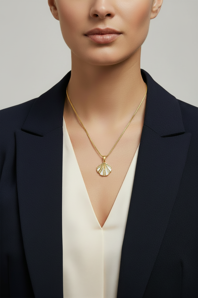 Seashell Pendant Necklace 18K Gold Plated