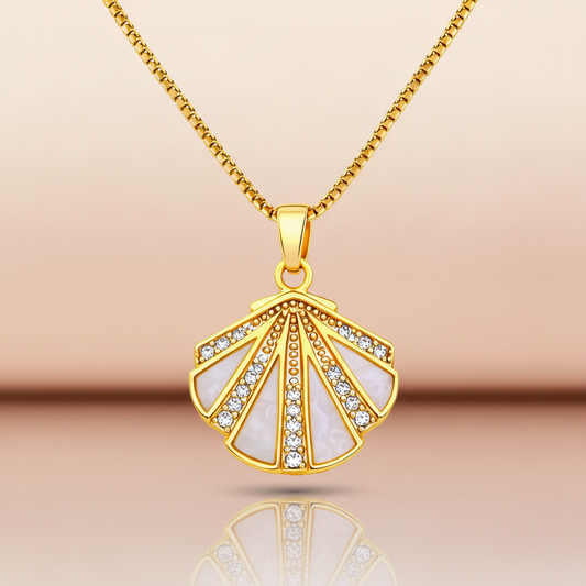Seashell Pendant Necklace 18K Gold Plated