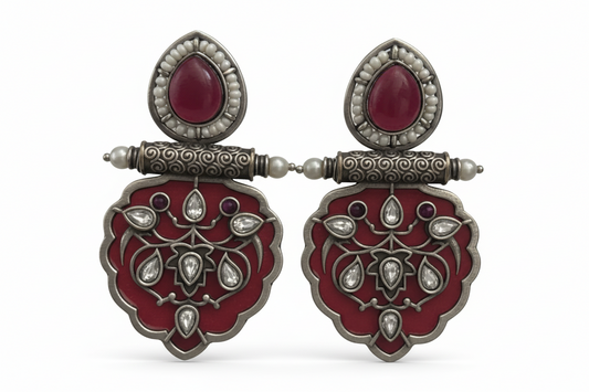 decorative silver earring 