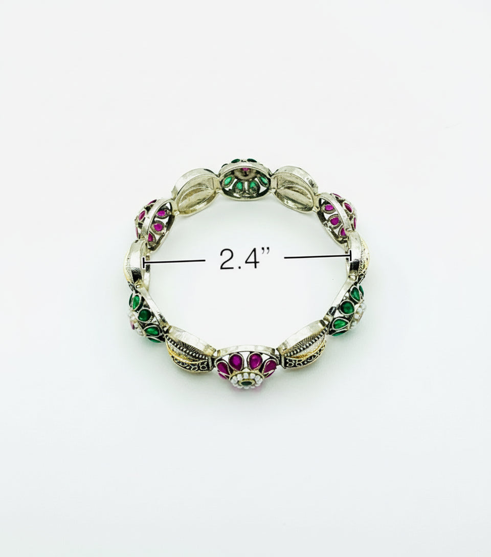 Bracelet with gemstones and measurement on a white background