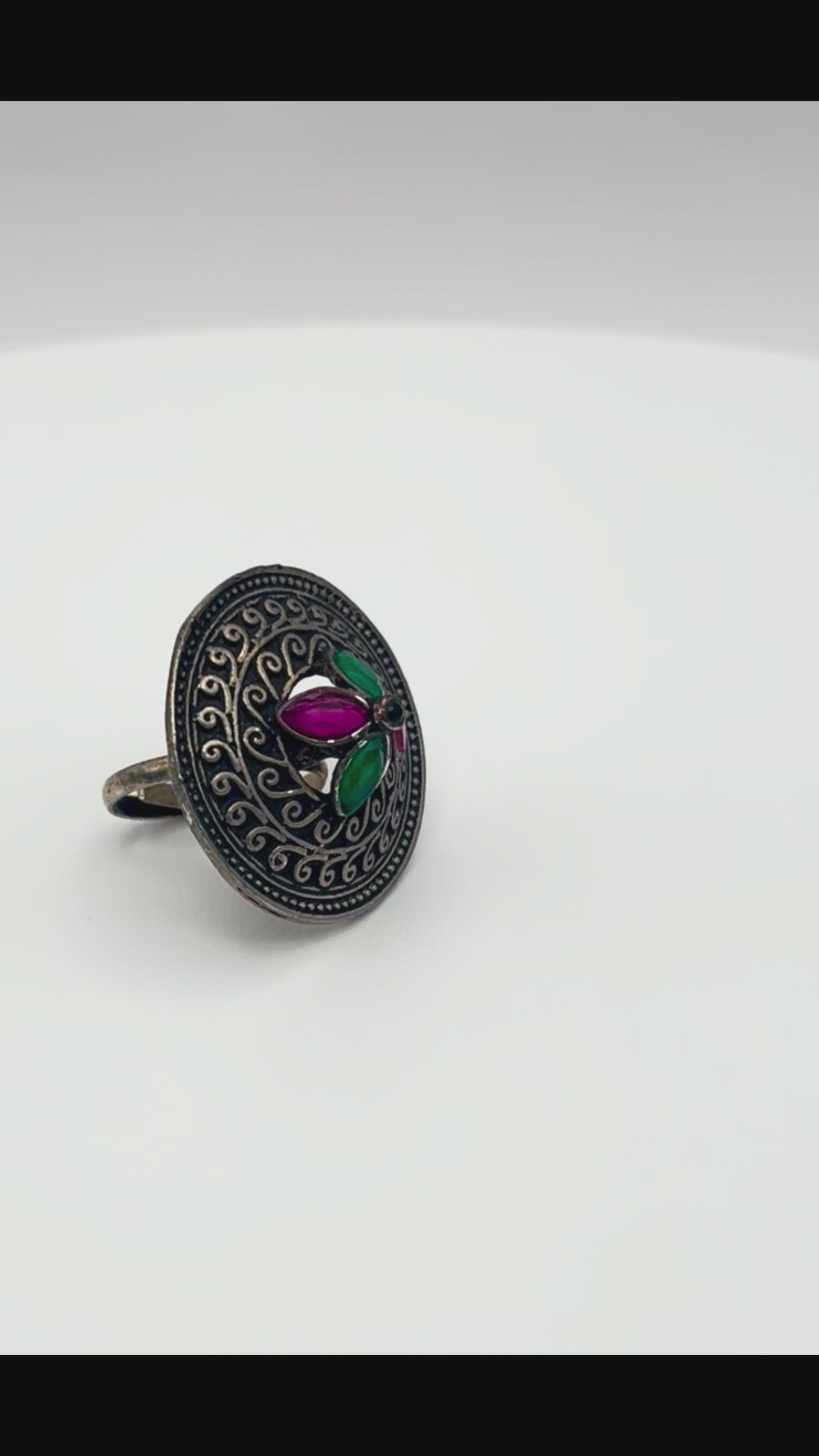ring video white background 